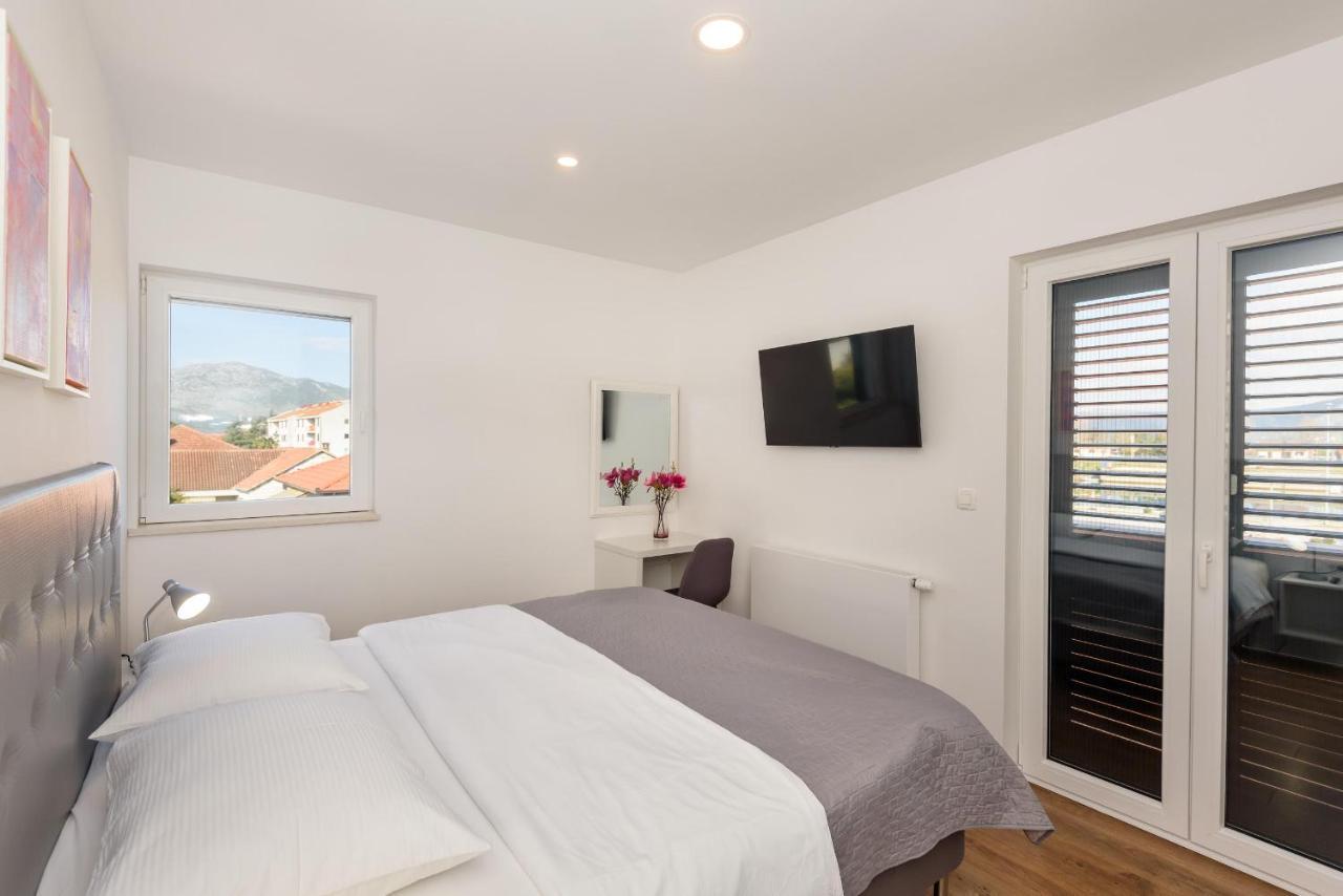 Neretva Valley Apartments - Heated Pool Metković Εξωτερικό φωτογραφία